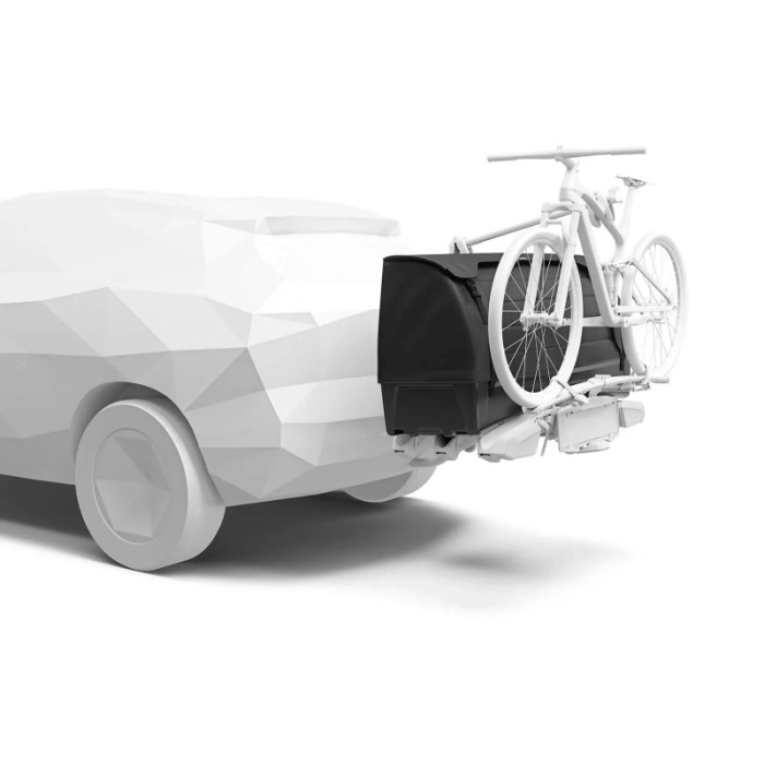 t.b.t. su auto con bicicletta. Accessorio per il trasporto.