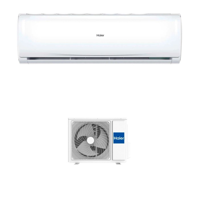 Climatizzatore t.b.t. bianco con unità interna ed esterna.