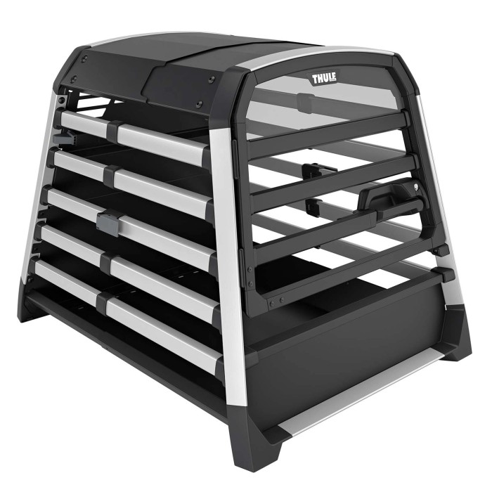 Trasportino Thule per animali domestici, robusto e sicuro per il trasporto in auto.