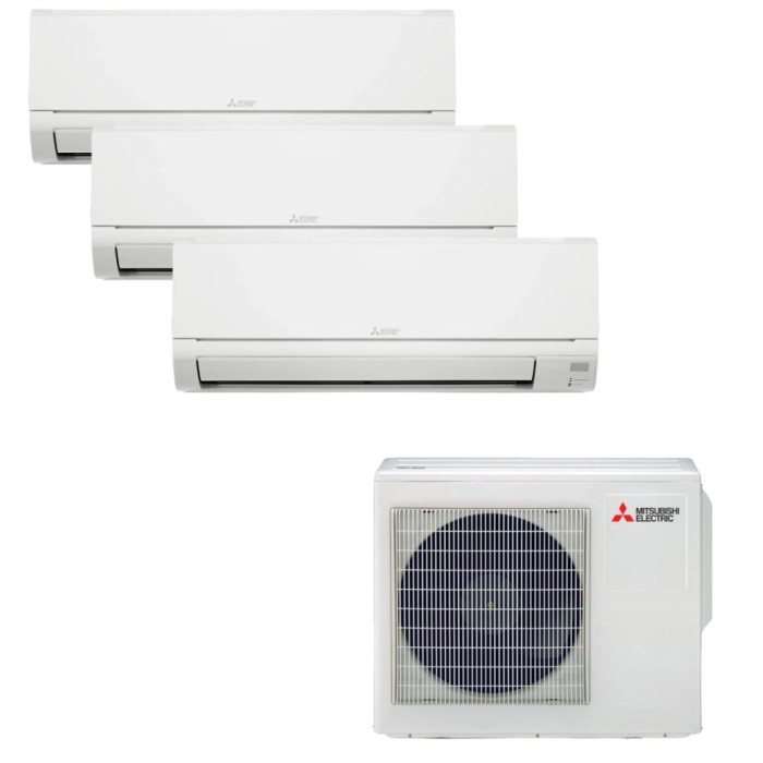 Set climatizzatore: 3 unità interne e 1 unità esterna.