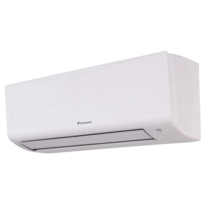 Condizionatore Daikin bianco per montaggio a parete.