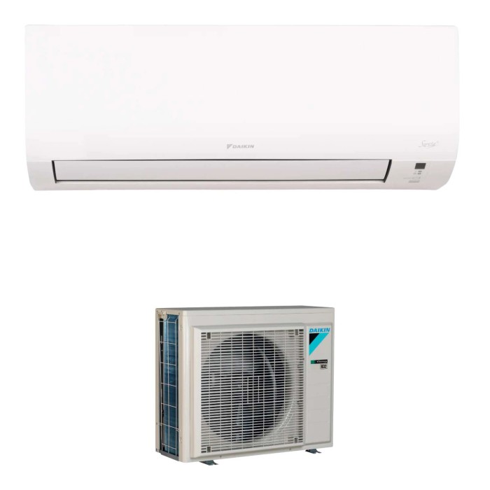 Climatizzatore t.b.t. bianco con unità interna ed esterna per un clima confortevole.