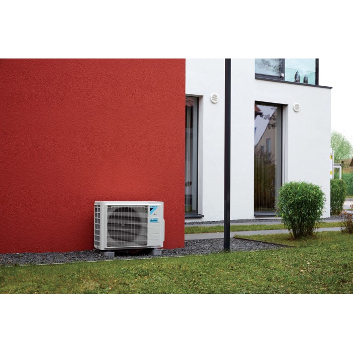 Climatizzatore fisso Daikin New Evolution monosplit 12000 BTU A++/A+
