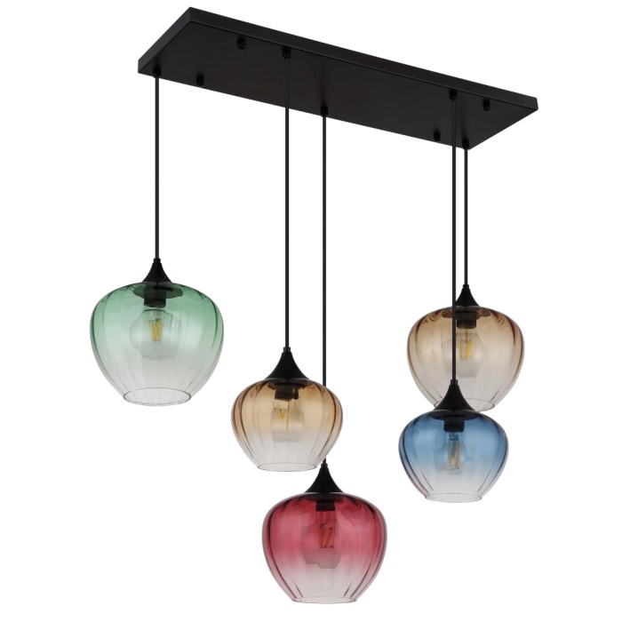 Lampada a sospensione multicolore t.b.t. con cinque paralumi in vetro per un'illuminazione d'atmosfera.