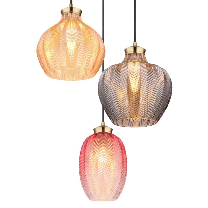 Lampada a sospensione multicolore t.b.t. con tre paralumi in vetro.