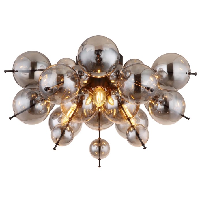 Plafoniere moderna con sfere di vetro grigio e luce calda per un'illuminazione elegante.