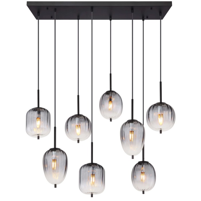Lampada a sospensione moderna con sette paralumi in vetro grigio, ideale come Sospensioni.