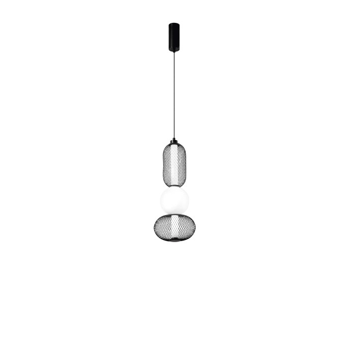 Lampada a sospensione moderna con rete metallica nera e sfera bianca per un'illuminazione elegante.