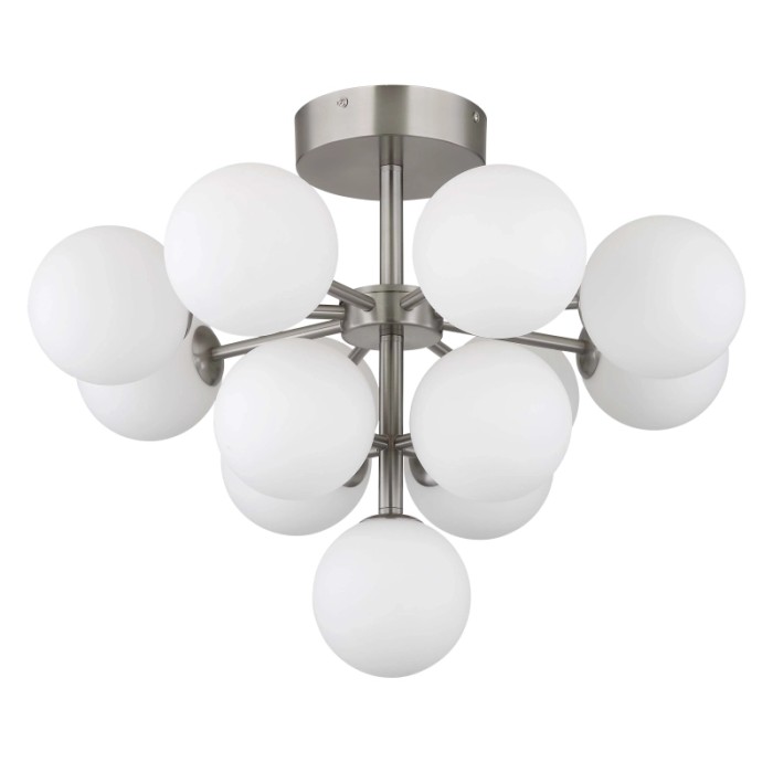 Plafoniere LED moderna con molteplici globi bianchi e struttura argentata.