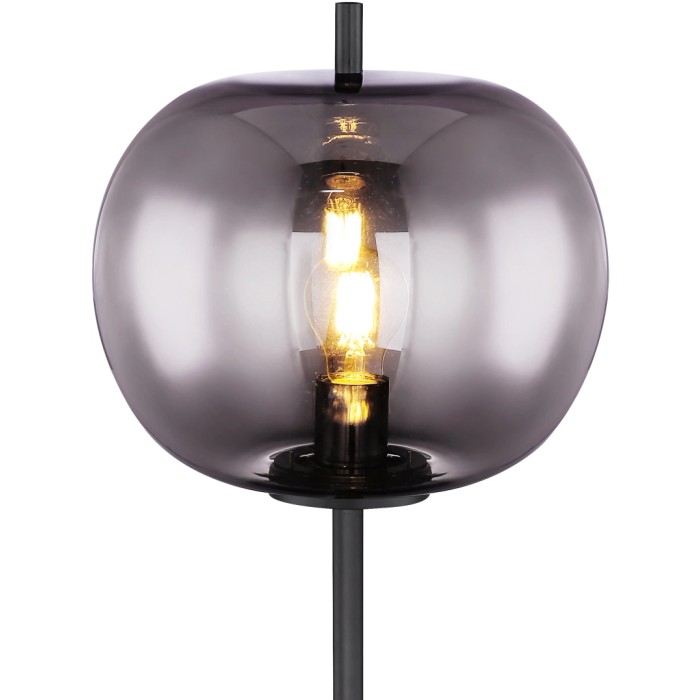 Lampada da terra Globo Blacky con vetro fumé e base in metallo nero.