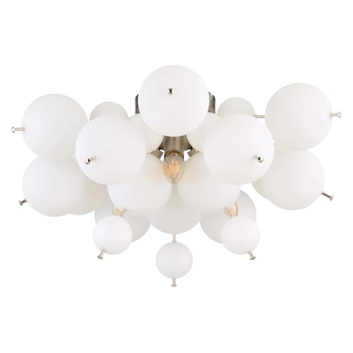 Plafoniere t.b.t. moderna con sfere bianche e dettagli color argento.