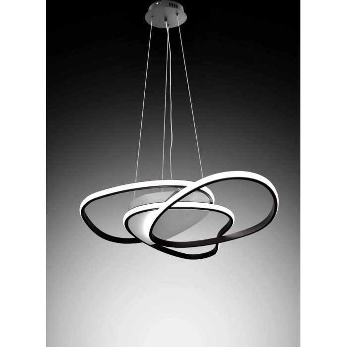 Moderna lampada a sospensione t.b.t. con design curvo per interni.