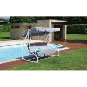 Dondoli grigia t.b.t. con tettuccio e cuscini vicino alla piscina.