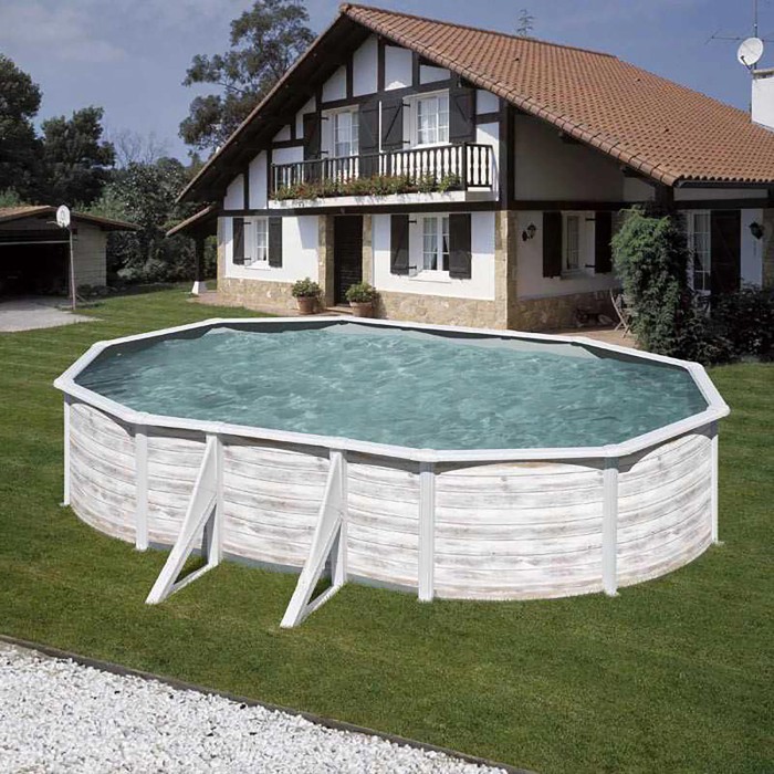 Piscina ovale Gre Finlandia con look nordico, 500x300x120 cm, bianco nordico. Piscina con pareti in acciaio in giardino.