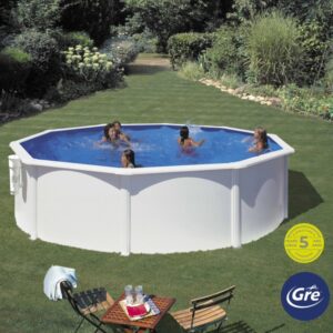 Piscina Gre Bora Bora Ovale, Ø 350 cm, bianca, con bambini che giocano in giardino.