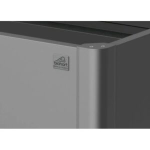 Dettaglio: aiuola rialzata in metallo Biohort grigio scuro, angolo con logo.