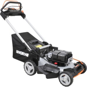 Tagliaerba a batteria Worx WG761E, larghezza taglio 51 cm, con cesto di raccolta.