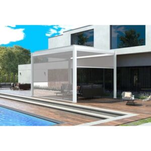 Gazebo bianco con protezione solare accanto a piscina e terrazza.