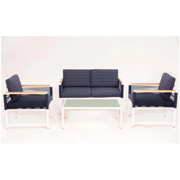Set di mobili da giardino t.b.t. con divano, poltrone e tavolo.
