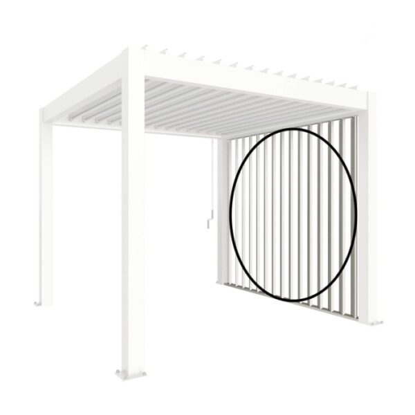 Pannello laterale a lamelle Biohort bianco 4 m con finitura per tettoia da terrazza.