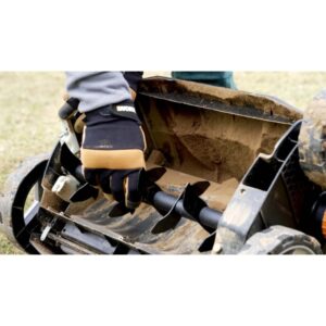 Scarificatore a batteria Worx 40 V WG855E.9: Dettaglio lame e contenitore di raccolta.