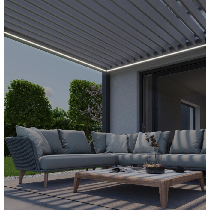 Illuminazione LED Biohort su pergola (287x287 cm) con luce bianca calda.