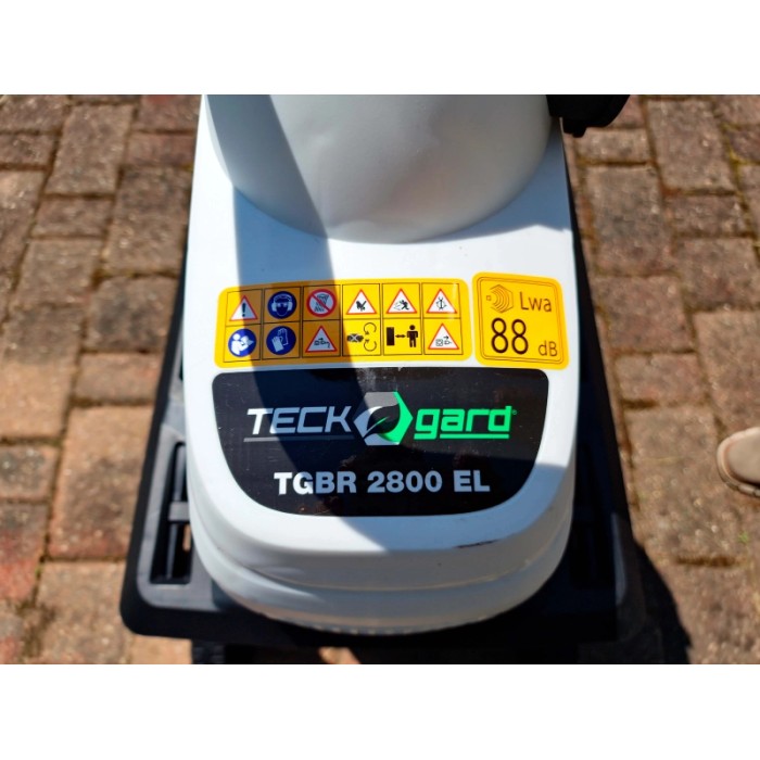 Dettaglio di un biotrituratore elettrico Teckgard TG BR 2800 EL.