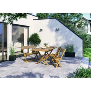 Set tavolo da giardino in legno con tavolo pieghevole e sedie.