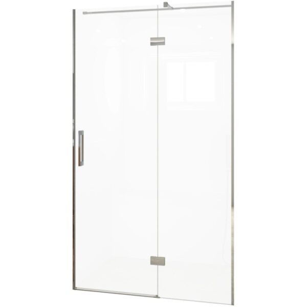 Box doccia t.b.t. con porta, doccia in vetro trasparente con accessori argentati.