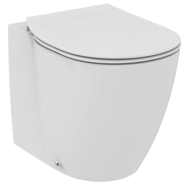 WC sospeso bianco (t.b.t.) per pulizia senza brida in bagno moderno.