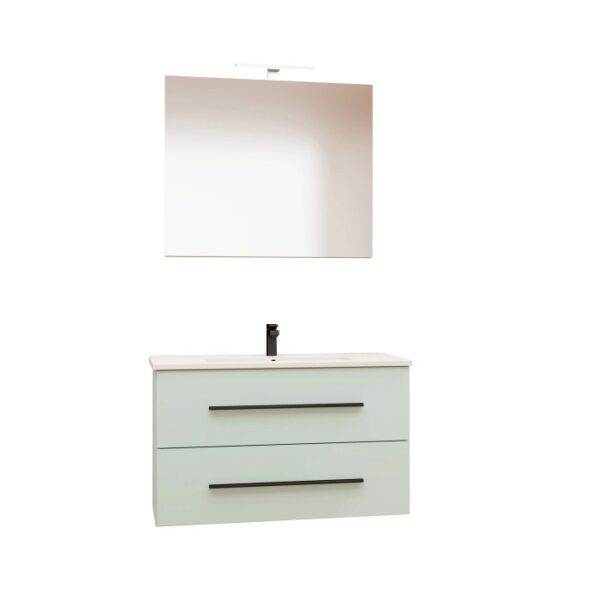 Moderno set di mobili da bagno azzurro chiaro con lavabo, mobile sottolavabo con due cassetti e specchio con lampada.
