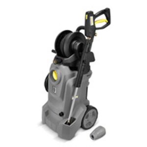 Idropulitrice grigia con avvolgitubo e accessori.