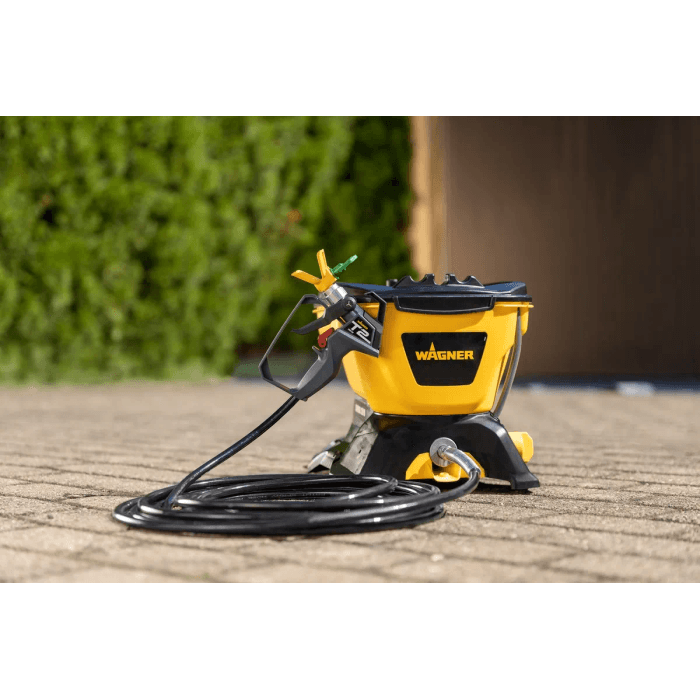 Sistema di verniciatura a spruzzo airless Wagner Control 150 M, giallo/nero, con tubo e pistola a spruzzo.